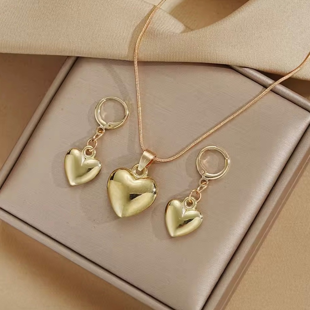 🎁✨ Glossy Gold Plated Metal Love Heart Dangle Earrings Necklace Jewelry Set